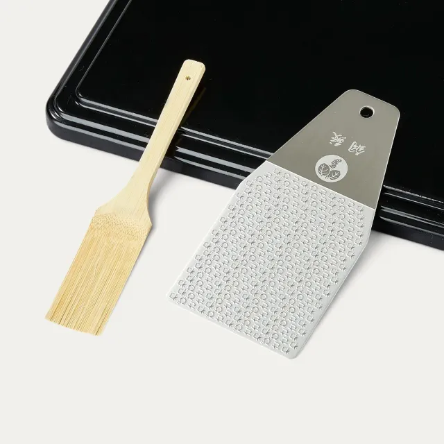NISHIKIDORI Haganezame râpe à wasabi 68x57 mm fine