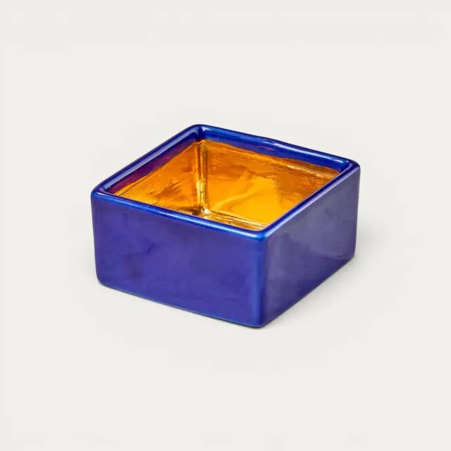 Nishikidori mise en bouche carrée noire dorée