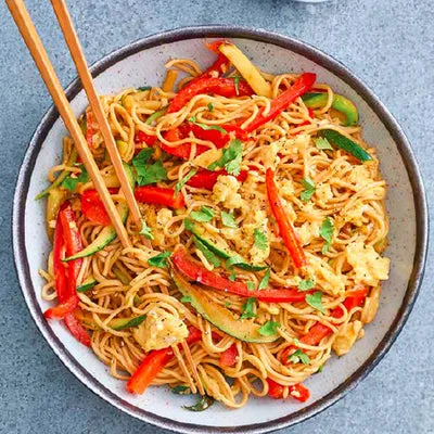 Nishikidori Ramen Pad Thai & Co livre nouilles 40 recettes
