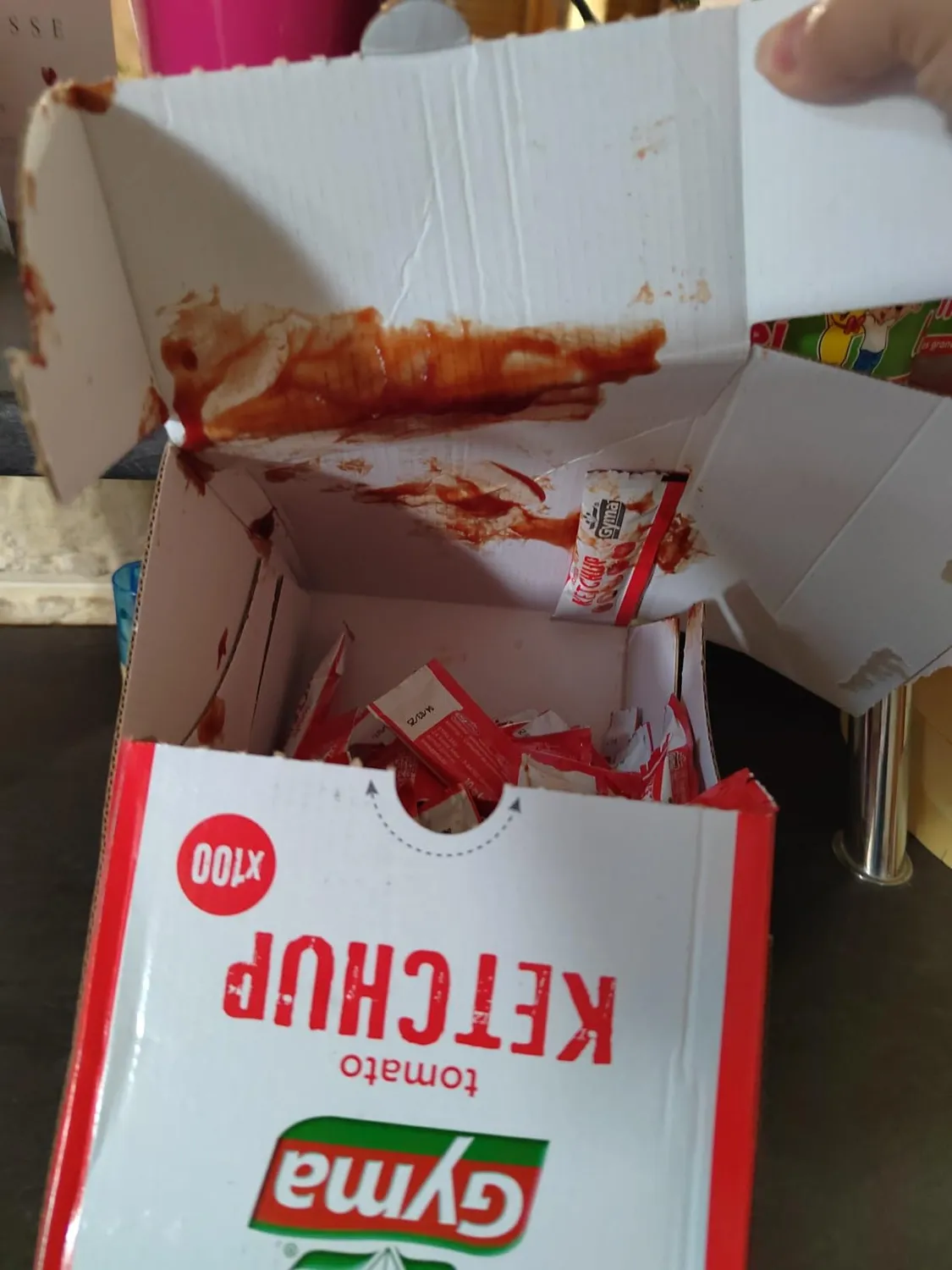 Gyma Boite Distributrice Ketchup sticks 100x10g sans colorant
