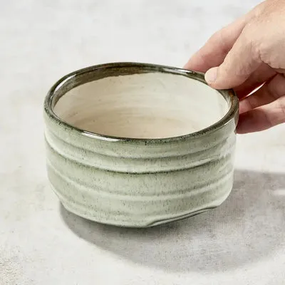 Nishikidori Nyuhaku chawan bol matcha