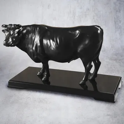 NISHIKIDORI Yousyun Wagyu statue alliage