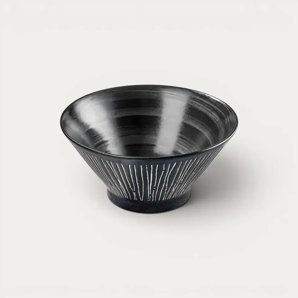 NISHIKIDORI Minoyaki bol à ramen porcelaine Horitokusakuro noir