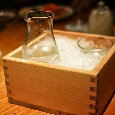 Nishikidori Tebineri carafe saké dashi verre transparent