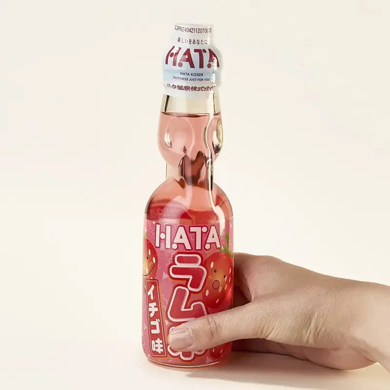Hata Ramune limonade fraise 200 ml bille verre