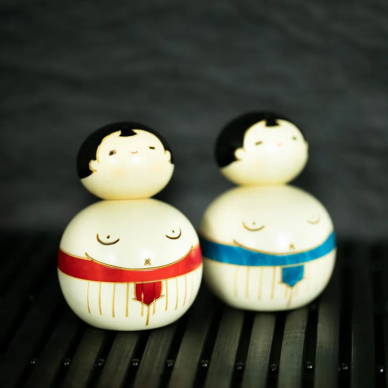 NISHIKIDORI Osumo-san figurine sumo bleue kokeshi bois