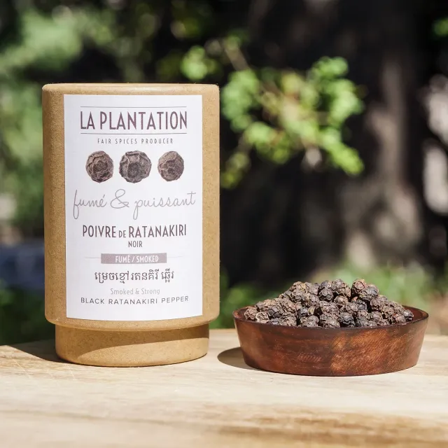 La Plantation Poivre de Ratanakiri Noir Fumé en Grains