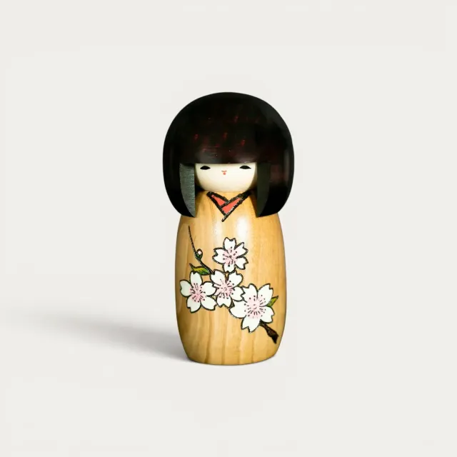 Nishikidori Kaika kokeshi fleurie dorée bois Tohoku