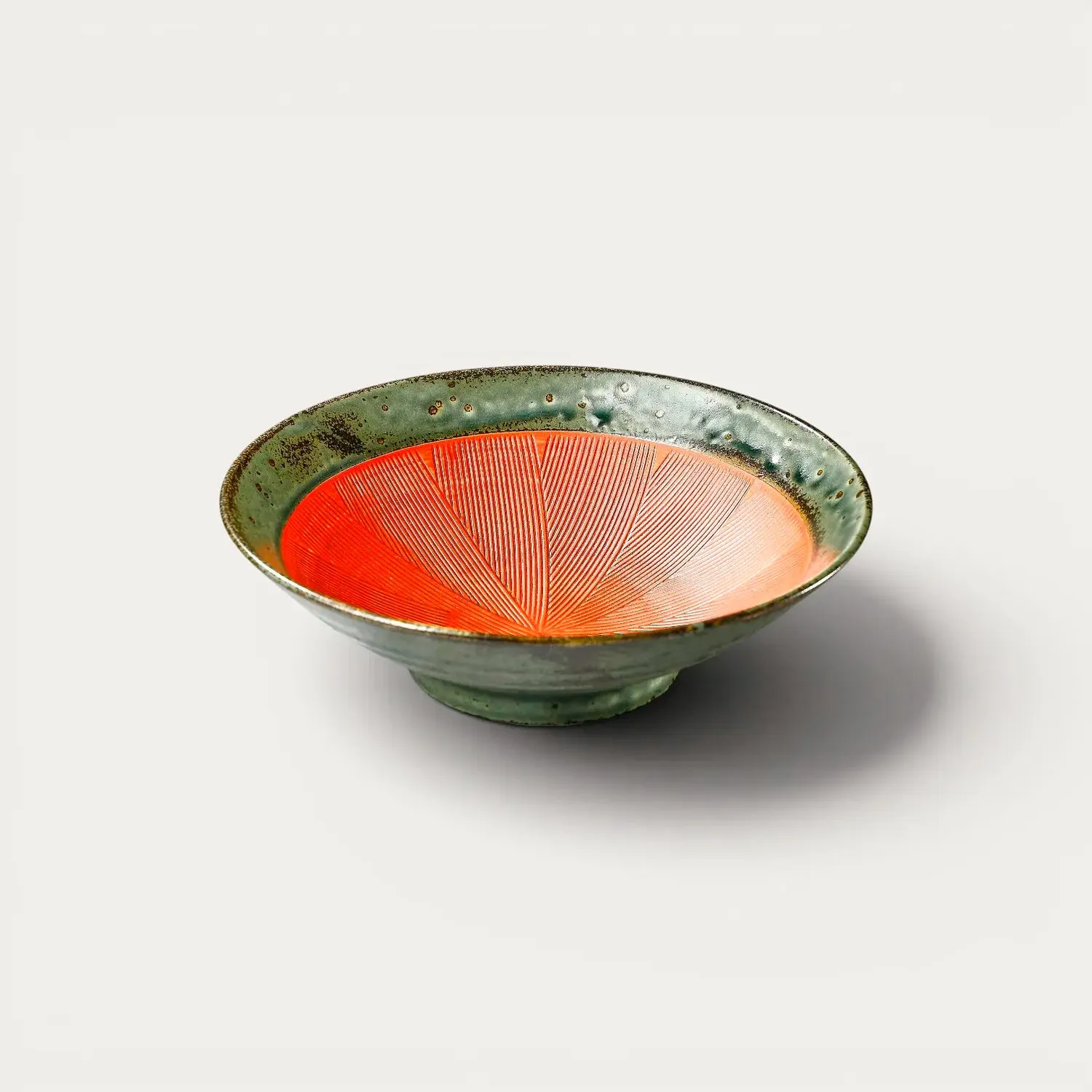 Nishikidori Kushime Membachi assiette 24,5 cm kuroshu maki