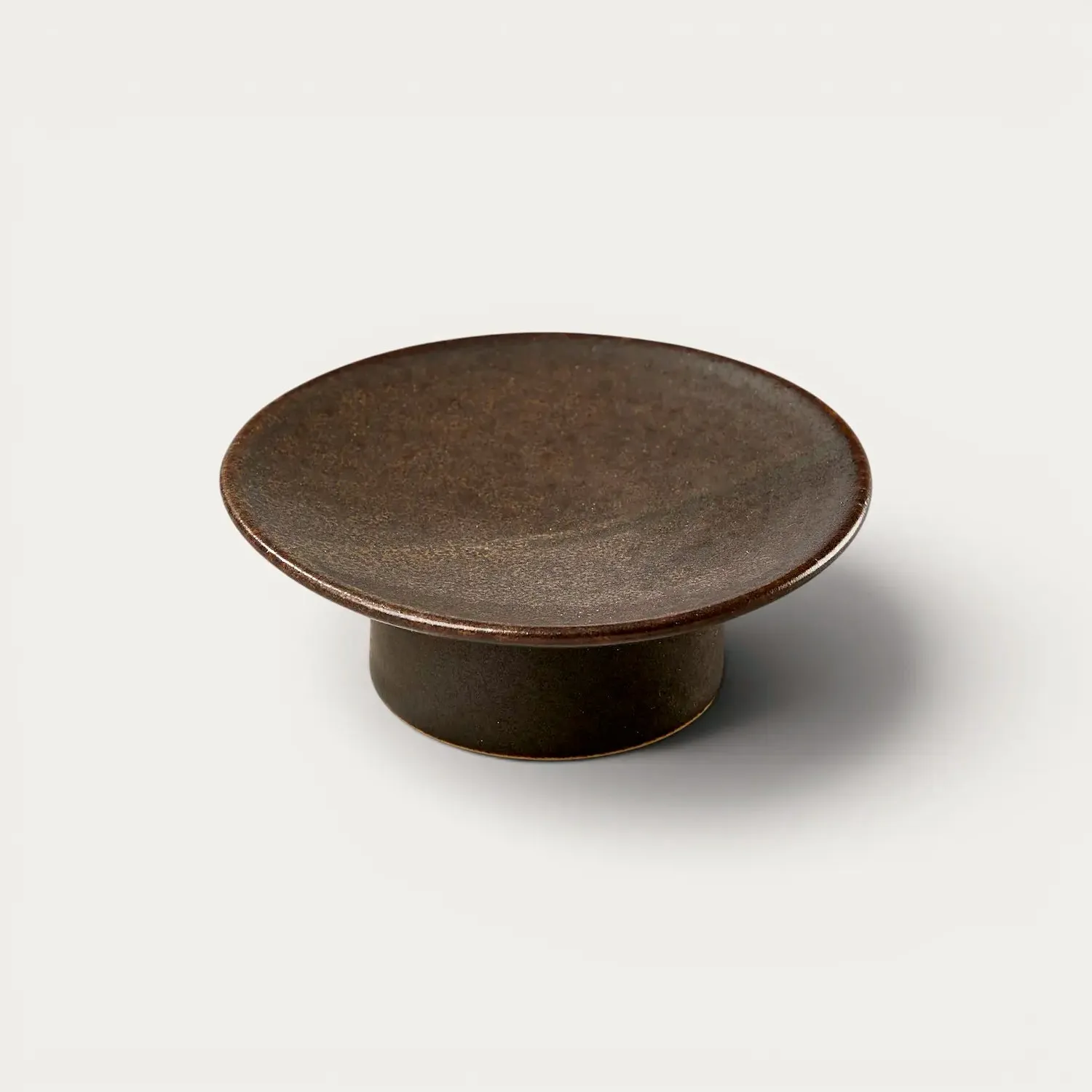 Nishikidori Chinmi coupelle mise en bouche sur pied beige