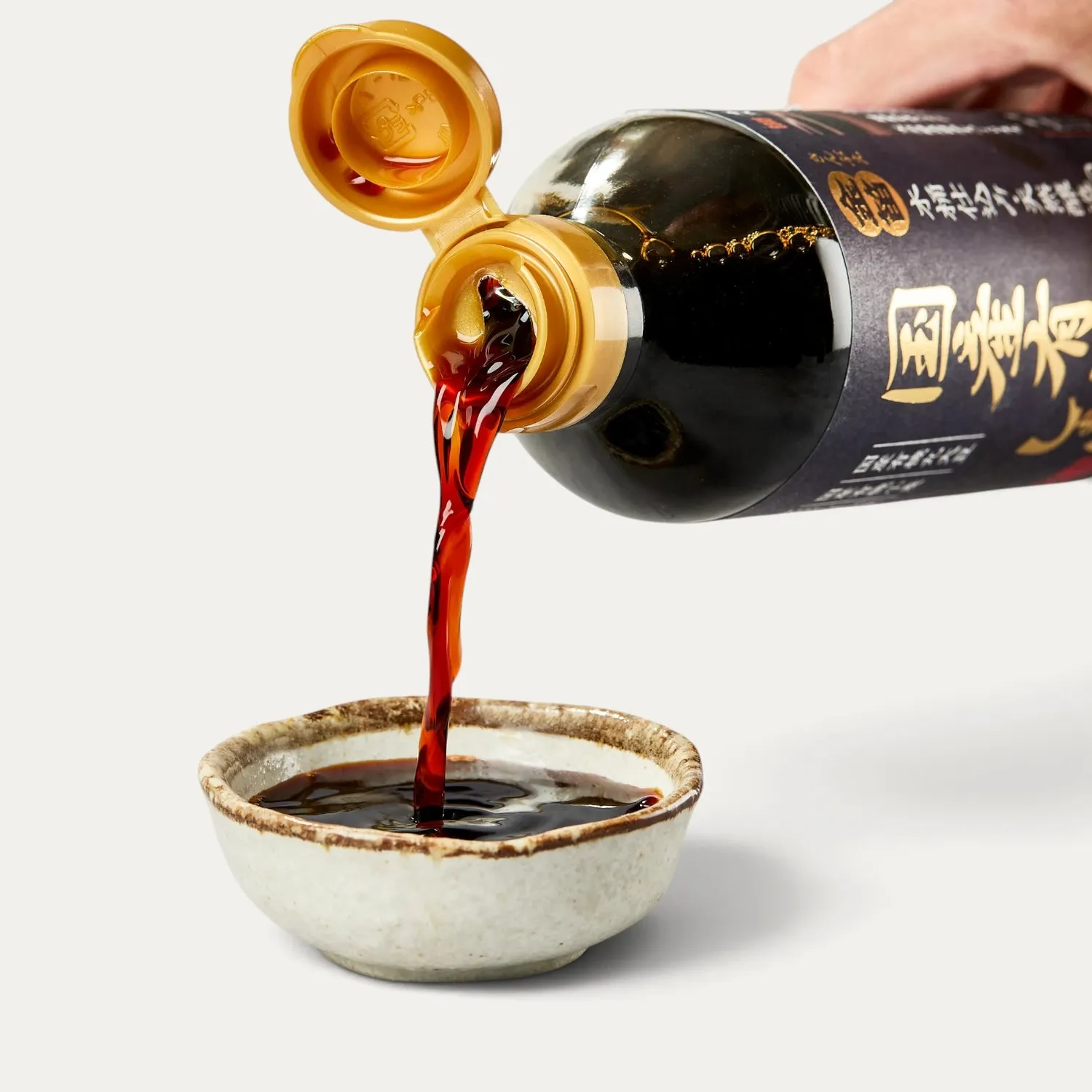 Nishikidori Kinbue Koikuchi Sauce Soja Bio 600 ml